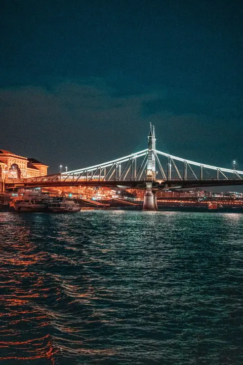 From Chain Bridge to Bastion, catalog 15, photo fe1ce847-0aa3-4d71-996b-79b43866dbc2